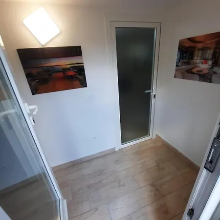 Apartman Bilocale In Zona Tranquilla *